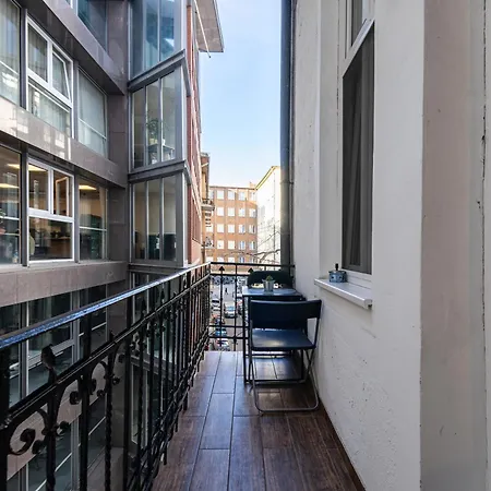 Urban Rooms-2
